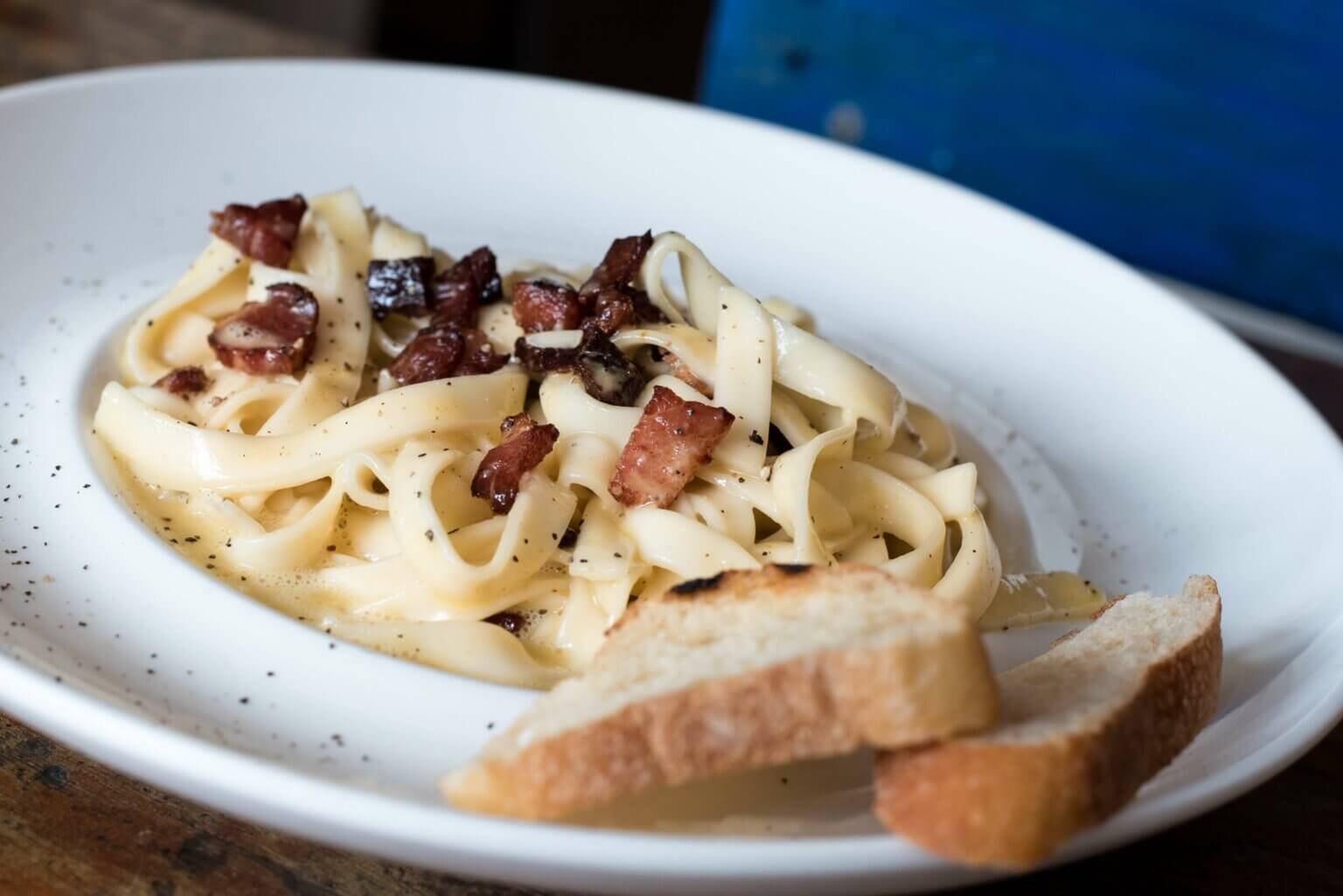 pasta carbonara, middagstips. fredagsmat